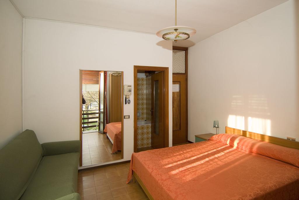 Camping Hotel Au Lac De Como Sorico Room photo